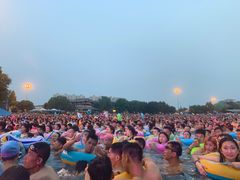 -欢乐水魔方水世界
