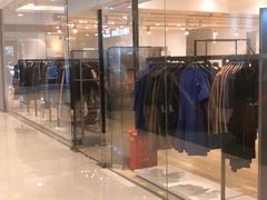 -COS(月星环球港店)