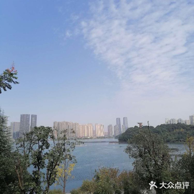 [吐]梅溪湖别墅区的高档影楼