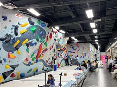 -超极限攀岩馆(六元素店)