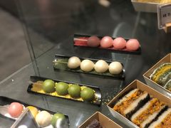 糯团滚滚-米阿糯糕团•酒酿•甜品(莫愁店)