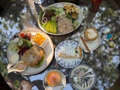 -Fern Forest Cafe