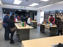 -华为智能生活馆(上海金桥国际商业广场)