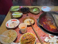 -赵美丽·重庆社区火锅·直营店(火车东站·中豪国际店)