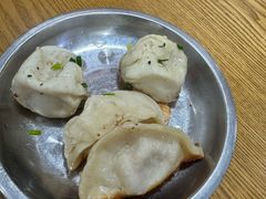 -黄阿姨锅贴大王(万航渡路店)