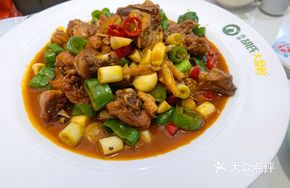 Xiyu Hu's Lu Hua Chicken