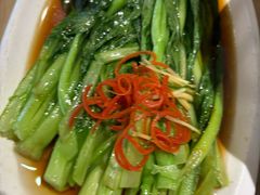 -鸿通城购物中心