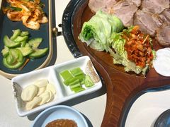 白菜包梅肉-故乡家韩国料理(机场店)