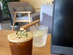 -悠然咖啡(高坪阳春路店)