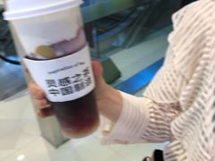 -喜茶(北京华贸购物中心店)