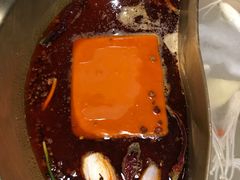 -重庆爽翻天老火锅(临平万达广场店)