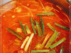 -野山舂·贵州现舂酸汤牛肉(民生路店)