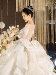 -伯瓷皇后婚纱艺术空间