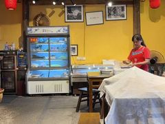 -富正毅三下锅·湘西韵味(天门山索道店)