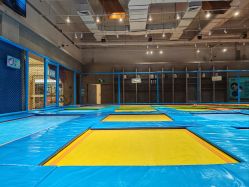 -探奇乐园蹦床公园(日月广场店)