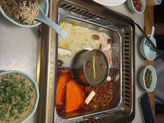 -巴渝瓦肆重庆鲜火锅(宝龙环湖店)