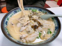 -明呈黄鱼面馆(斜土路店)