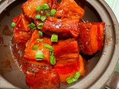 板栗红烧肉-四世同堂·京菜·烤鸭(双井店)