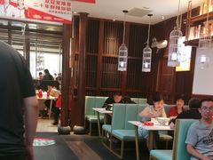 -阿瓦山寨·湘菜现炒·剁椒鱼头王(咸阳总店)
