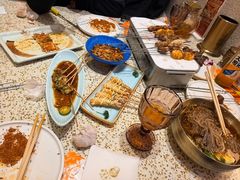 -小董哥烤串·爆汁大油边(故宫店)