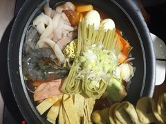 火炉火年糕火锅&芝士肋排(西直门枫蓝店)-火炉火自助餐(枫蓝国际店)