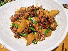 -隔壁老王·家常云南菜(花巷店)