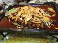 现烤活鱼-新凯旋烧烤·燕姐千岛湖土菜