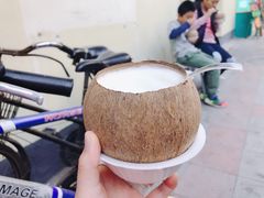 -椰爺爺·椰子冻砵仔糕
