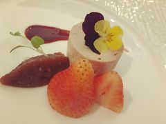 -广州塔卢特斯法国旋转餐厅