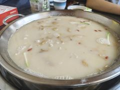 -老来福·非遗酸汤兔(凯旋路店)