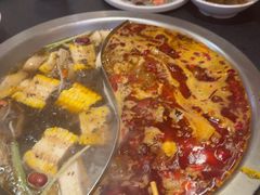 -沸炉重庆老火锅(军事博物馆店)