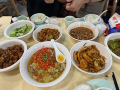 -笨罗卜浏阳菜馆(龙华鹏润达店)