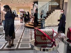 -GUCCI(南京德基店)