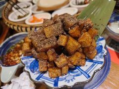 -包整·丝娃娃(一览甲秀楼风景店)