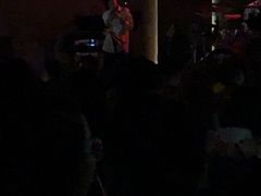 -TZ House音乐现场(来福士中心店)