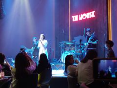 -TZ House音乐现场(来福士中心店)