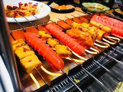 会自己转的烧烤炉-悦屋老板娘的烤肉店(紫薇田园店)