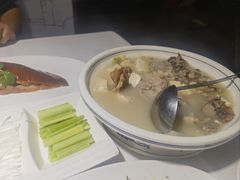 -鸭王烤鸭店(三里河店)