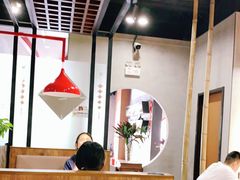 大堂-叶派龙虾•招牌香辣蟹·海鲜(中海国际店)