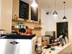 -白鹅咖啡(金城花园店)