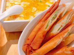 蟹粉豆腐配春卷-悦慕·花满溪(新城吾悦店)