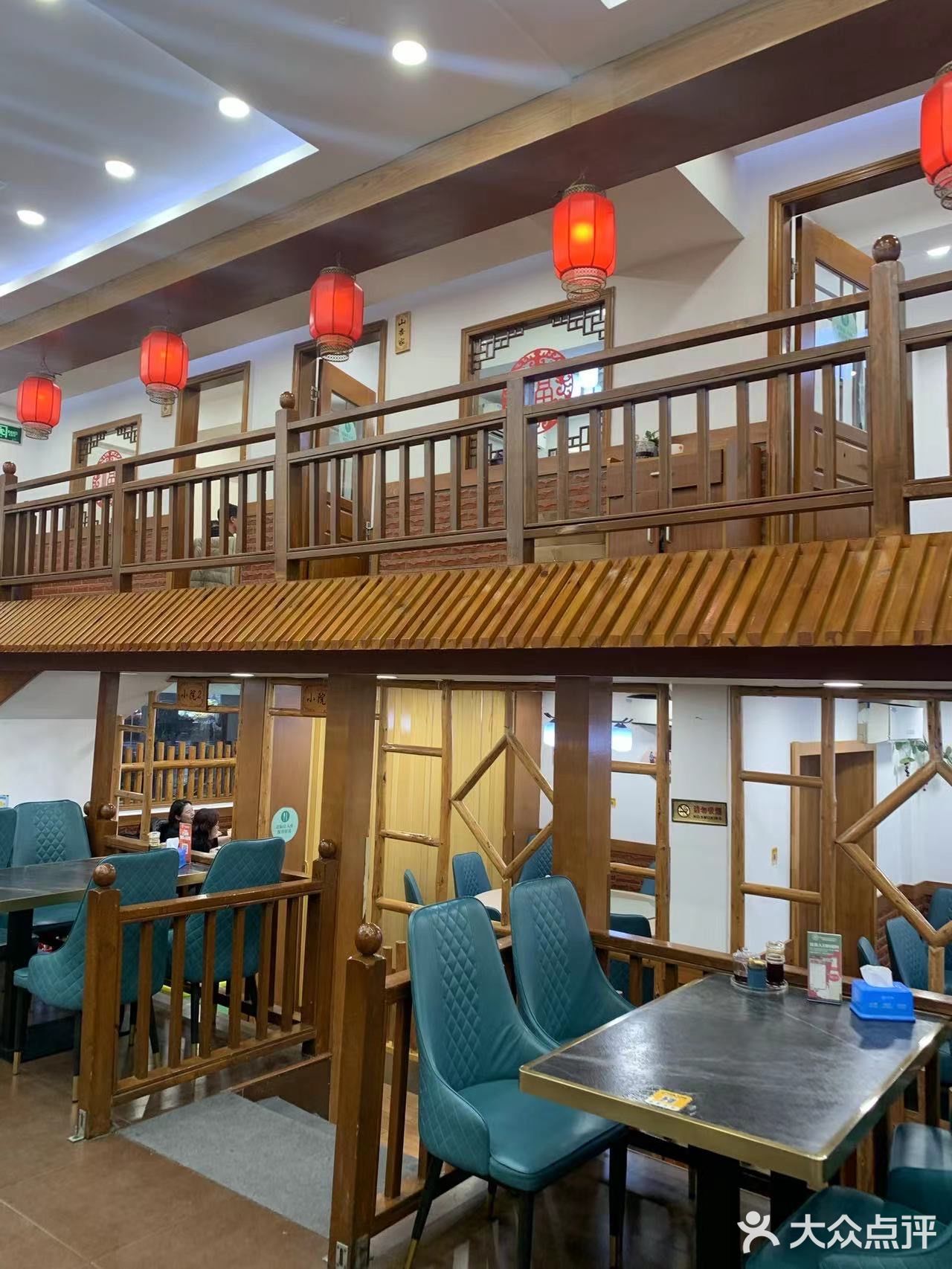 魔都东北农家小院风•沉浸式东北菜体验•好吃的美味用身体来投票