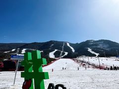 -鳌山滑雪度假区
