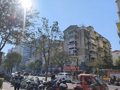 -中山北路(地铁站)