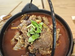 崇州酸菜烧筋头巴脑-花盐街·四川乐山小吃(西单大悦城店)