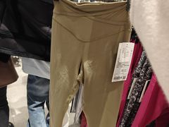 -lululemon(比斯特购物村店)