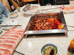 -二荆条·蜀鲜汇城市森林火锅