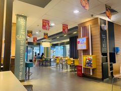 大堂-麦当劳(新世纪环球中心店)