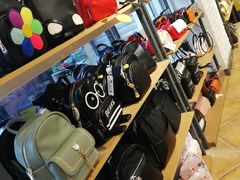 -三福时尚(三峡广场华夏银座店)