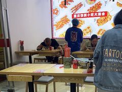 -魔都三兄弟酸辣粉·蘸卤炸串(虹桥万科店)